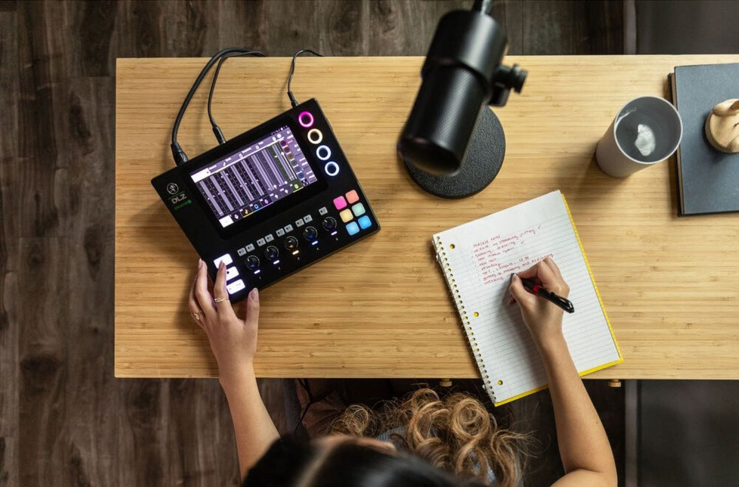 Mackie DLZ Creator XS Compact Adaptive Digital Mixer for Podcasting and Streaming with Mix Agent